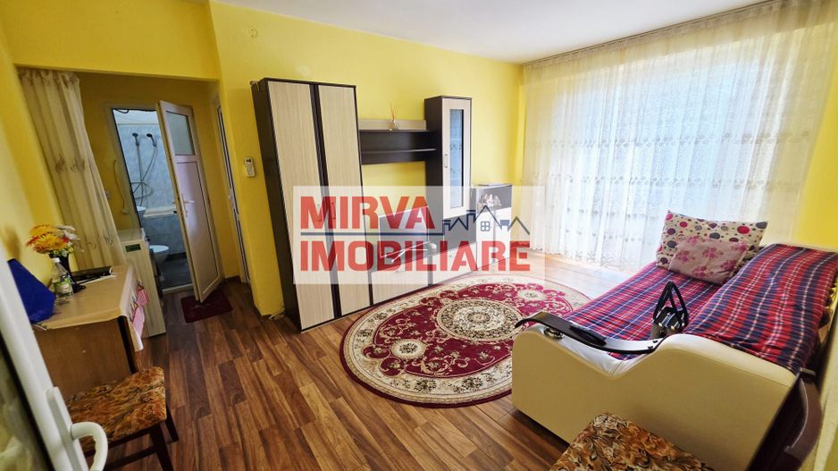 Apartament 2 camere semidecomandat | Ultracentral | Etaj 3 - Poză 1