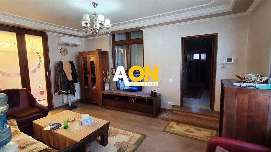 Casa 10 camere, ideala ca pensiune, zona Cetatii Alba Carolina - Poză 22