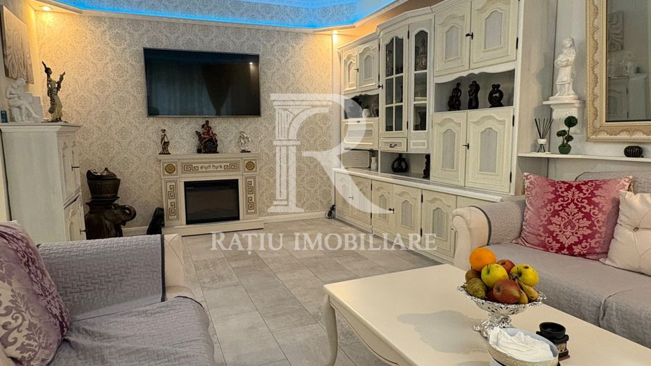 Apartament cu 3 camere | Zona Centrala | Oradea - Poză 2
