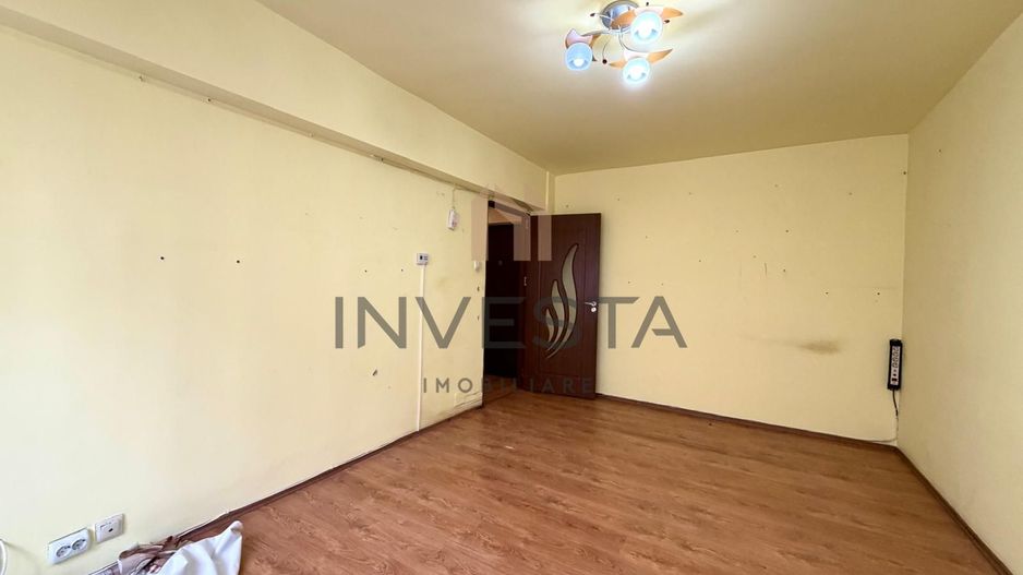 Apartament cu 2 camere decomandate , in zona Pietei Marasti ! - Poză 4