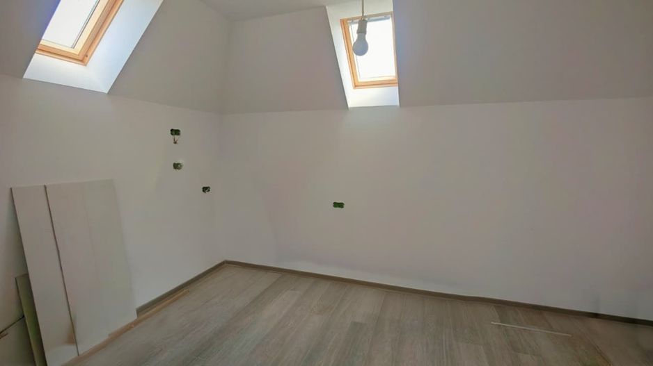 Studio cu vedere panoramică asupra Brașovului - Poză 3