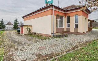 CONAC IMPRESIONANT ÎN GHIOROC - Poză 25