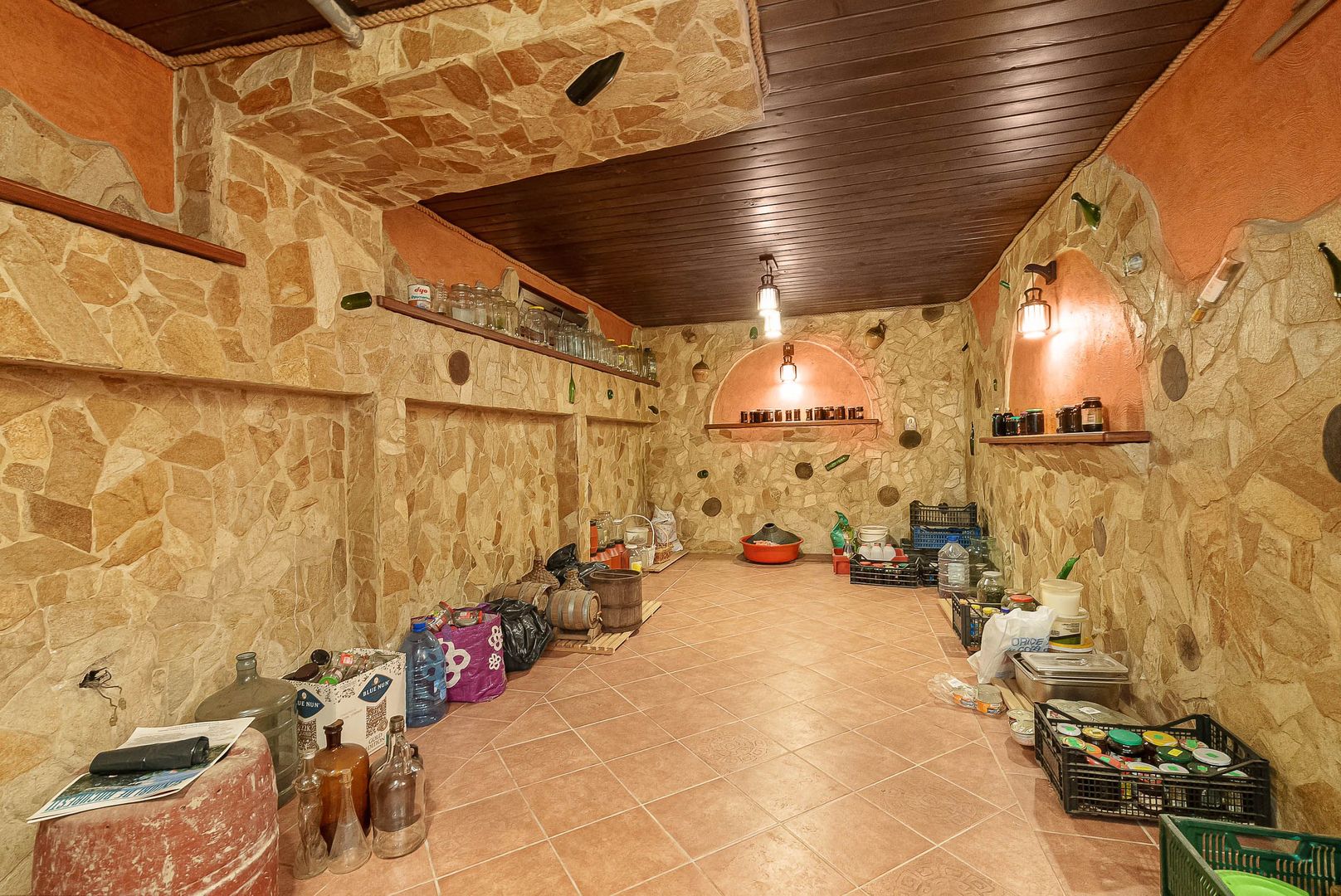 RAHOVA Salaj Vila 2007 S+P+1+M calitate superioara 370 mp - Poză 30