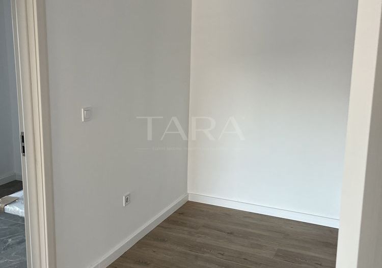 Apartament Spațios cu 3 Dormitoare și Terasă în Zona Dâmbul Rotund - Poză 3
