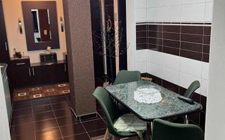 3 camere, decomandat | etaj 4 | centrala proprie | mobilat | zona excelenta - Poză 10