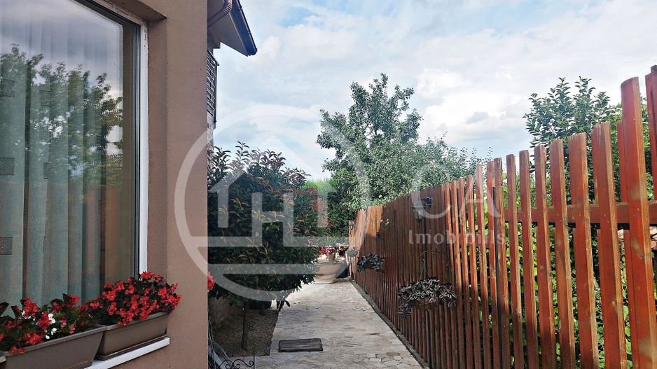 Casa de vanzare cu 5 camere in Santandrei, Bihor - Poză 7