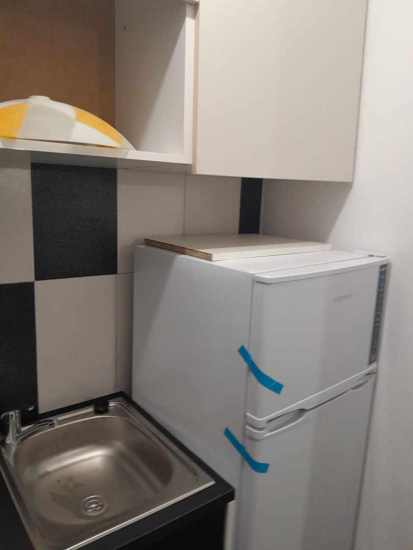 Garsoniera 19 mp str. Postavarul - Poză 15