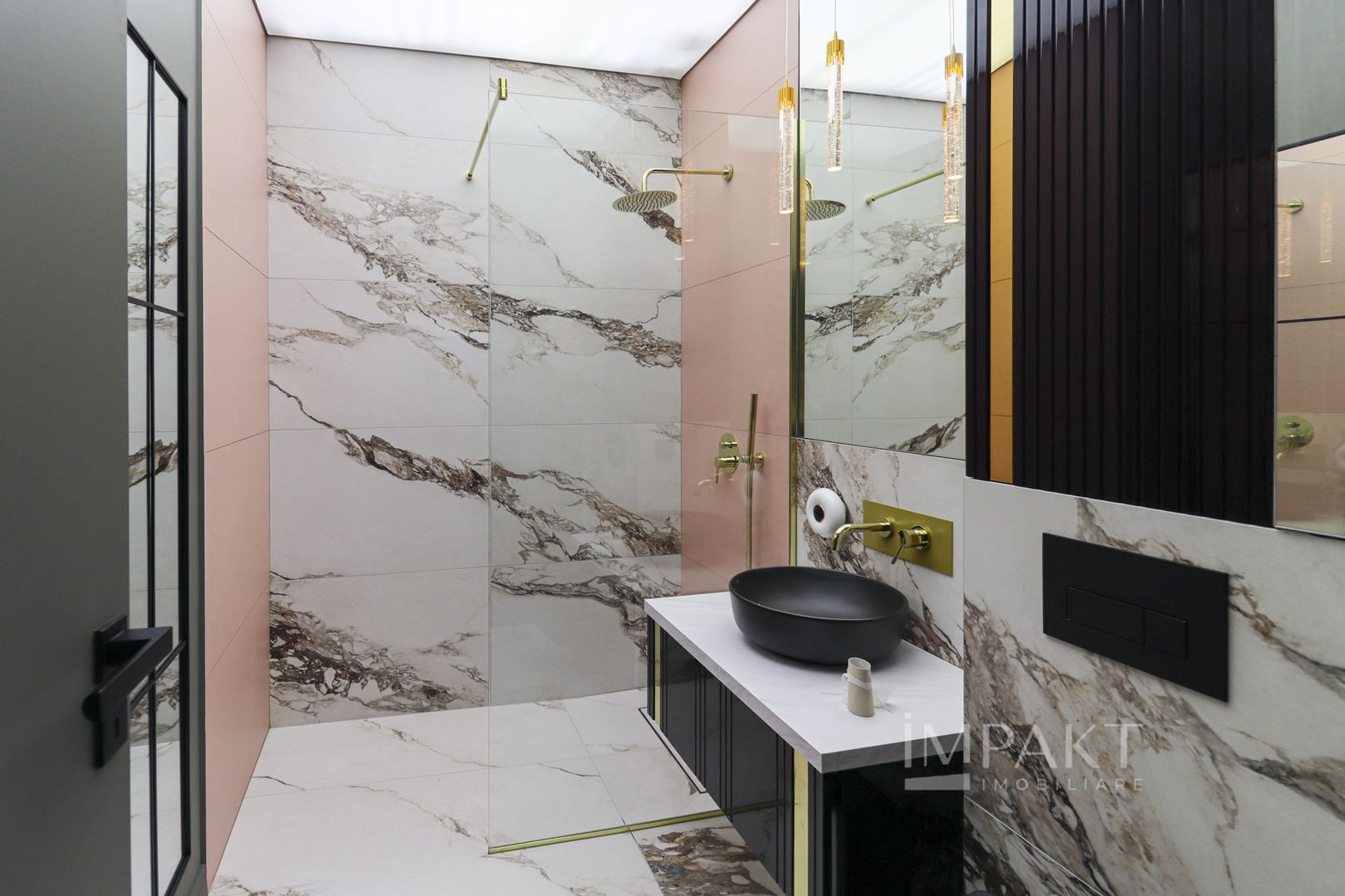 Oportunitate investitie! Vanzare casa cu 3 apartamente in Europa! - Poză 31