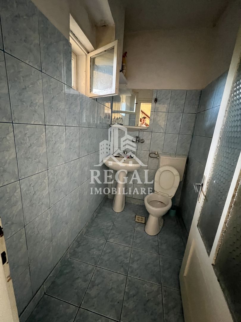 PRET NOU - Casă de vânzare – construcție solidă și spațioasă - Poză 13