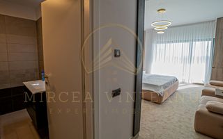 Stațiunea Mamaia - Garsoniera mobilata si utilata in complex Casa Del Mar. - Poză 10