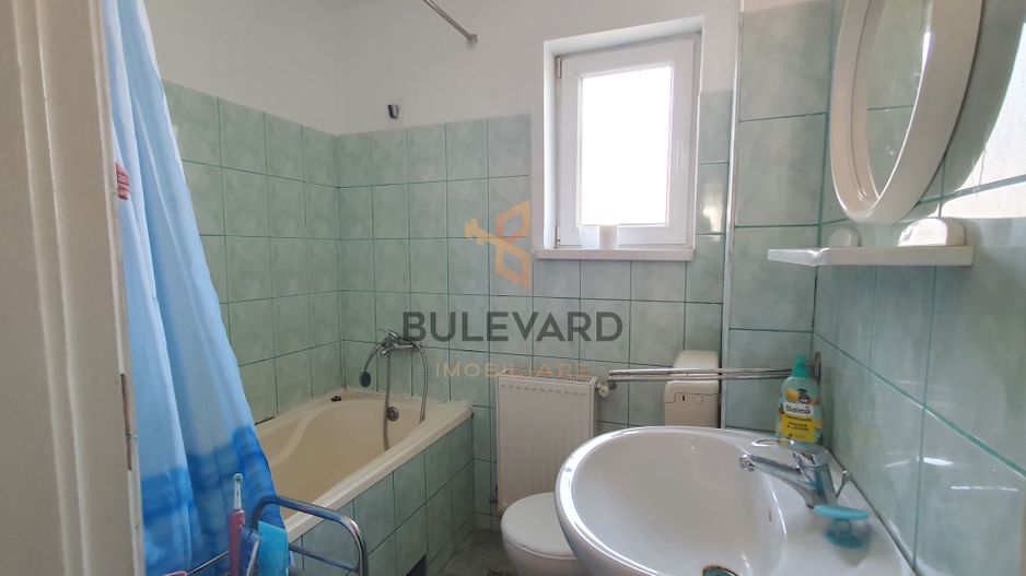 Apartament cu 4 camere de 100 mp, zona stadionului CFR! - Poză 11
