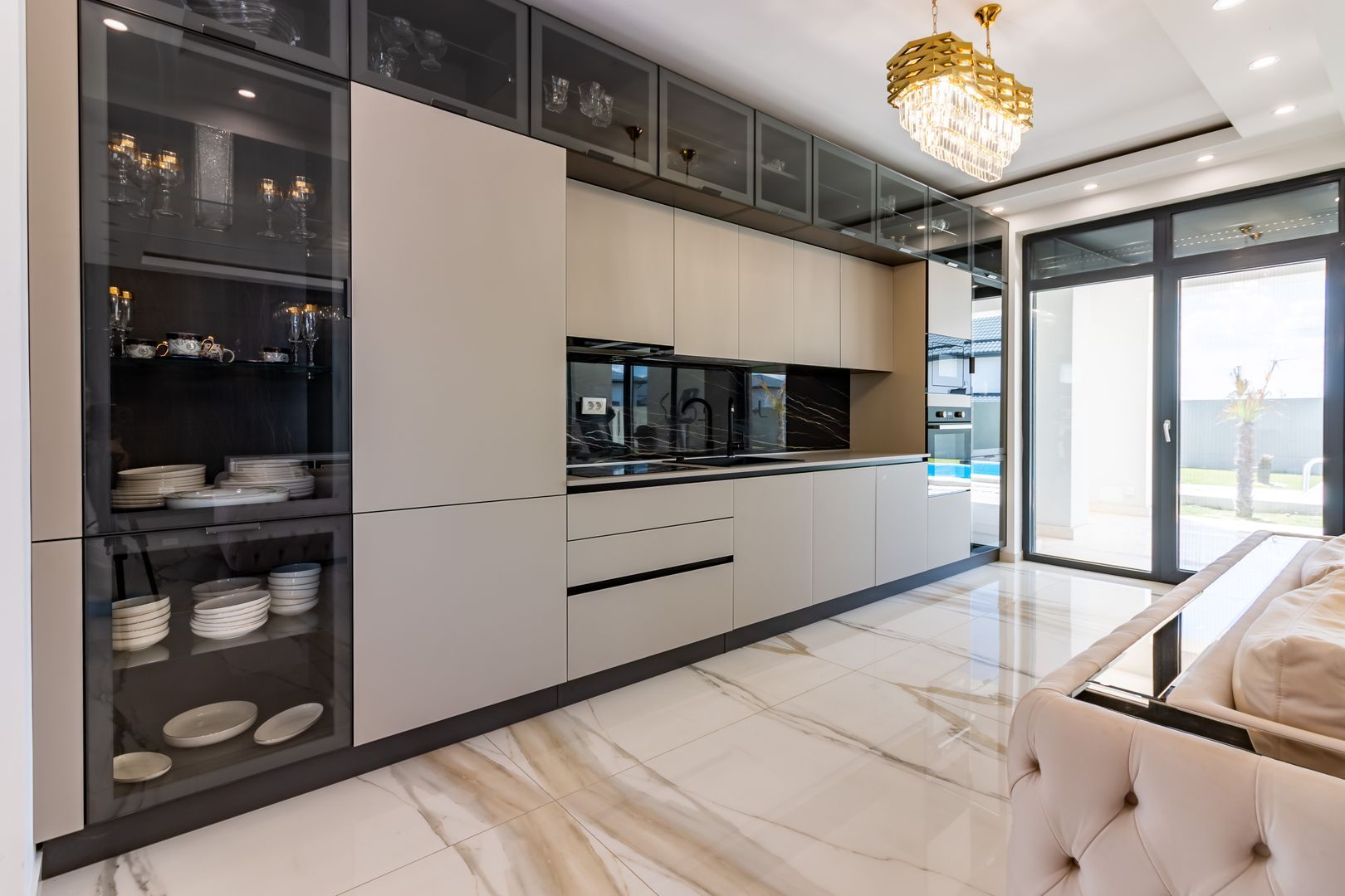Vila premium cu piscina Balotesti | Teren 800 mp - Poză 9
