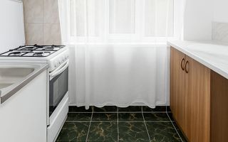 Apartament 2 camere – zona Penes Curcanul, Ploiești - Poză 3