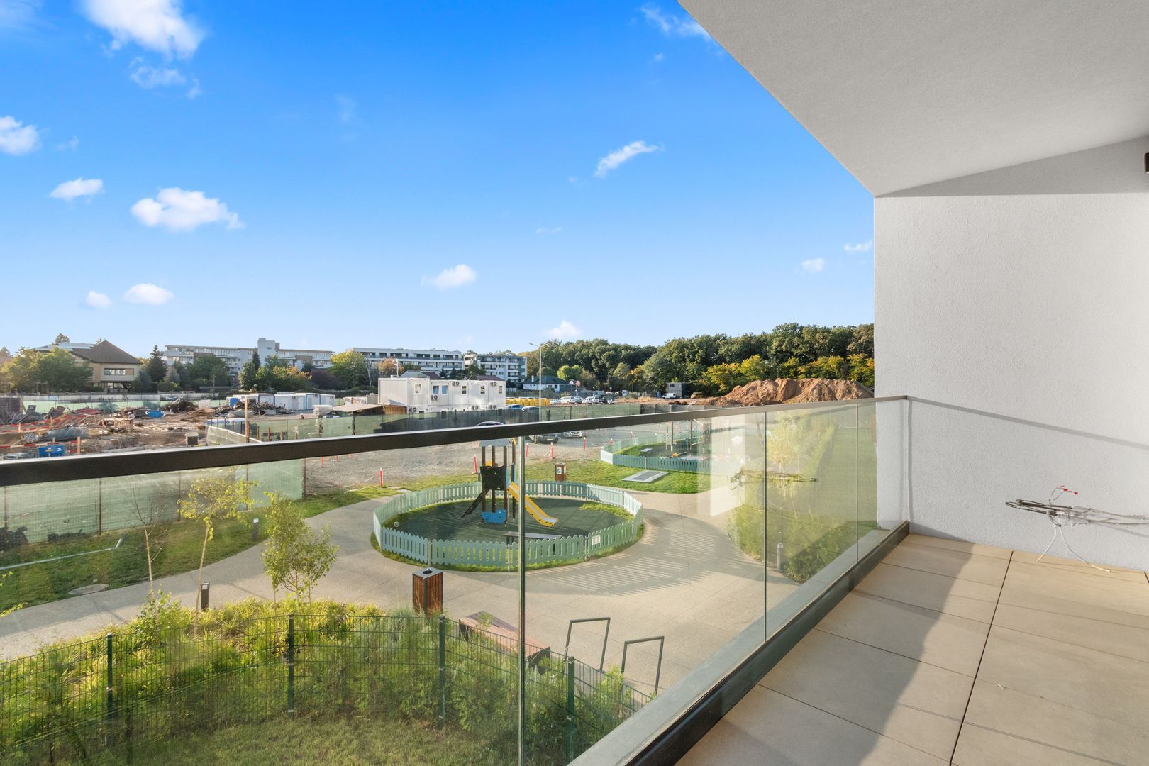 Apartament 4 camere - 112 mp - comision zero - 249000 Euro+tva - Poză 18