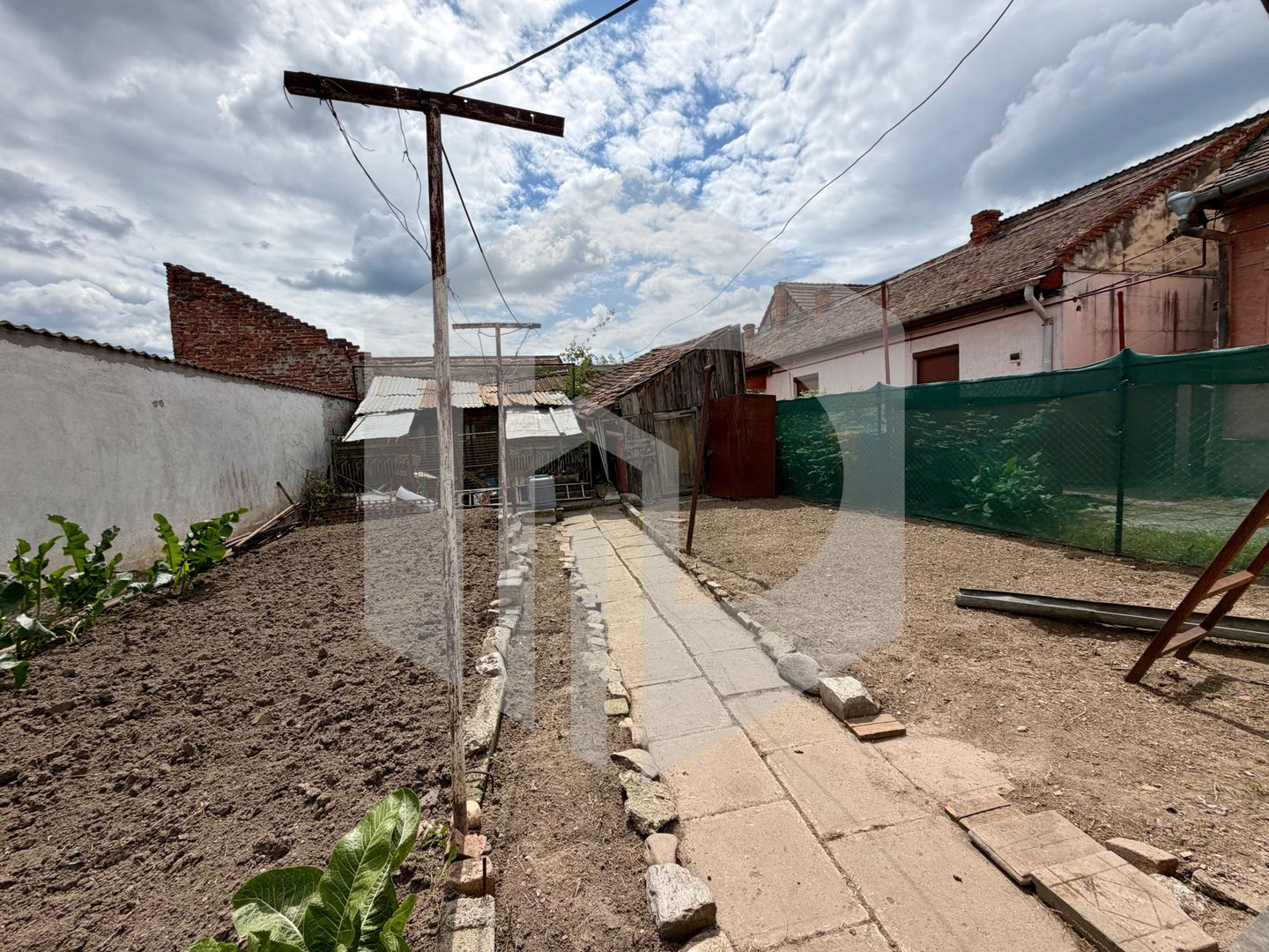 Casa+teren-Str. Kogălniceanu, Piață Cluj- 313 mp teren - Poză 7