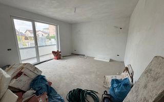 Gradina proprie de 62 mp. Decomandat. 40 mp utili - Poză 1