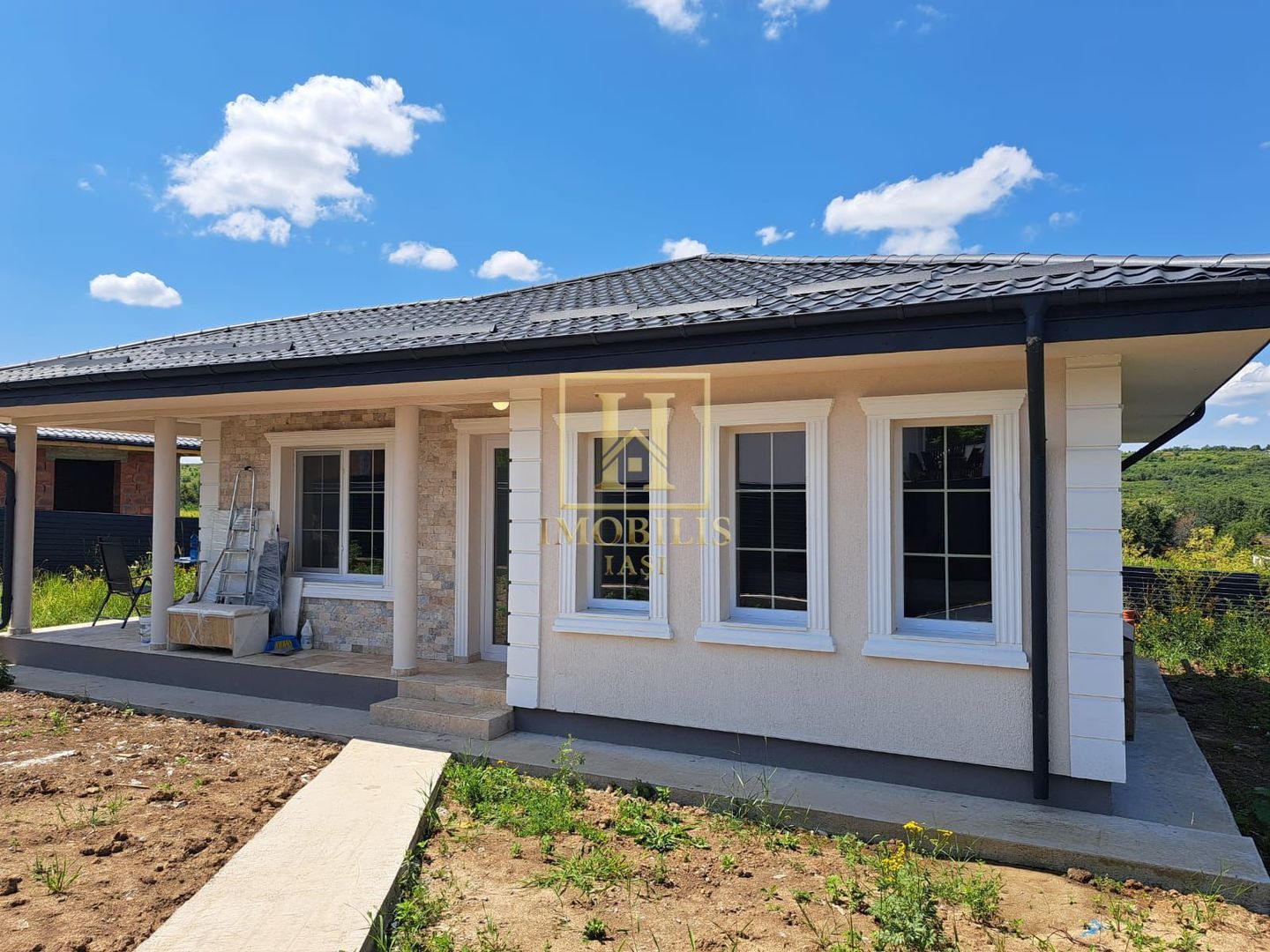 Casa plan parter 80 mp Visan Bucium 129500 euro - Poză 1