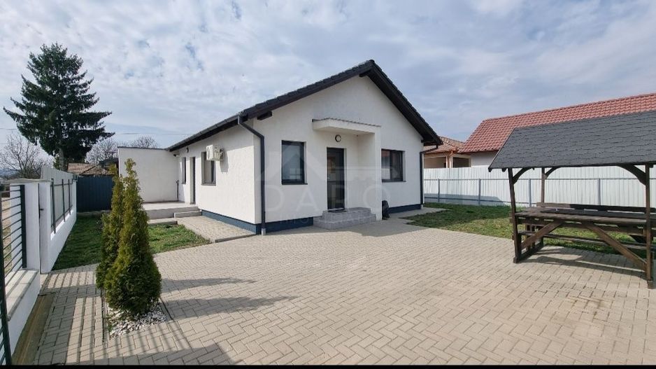 Locație spre închiriere - Poză 1