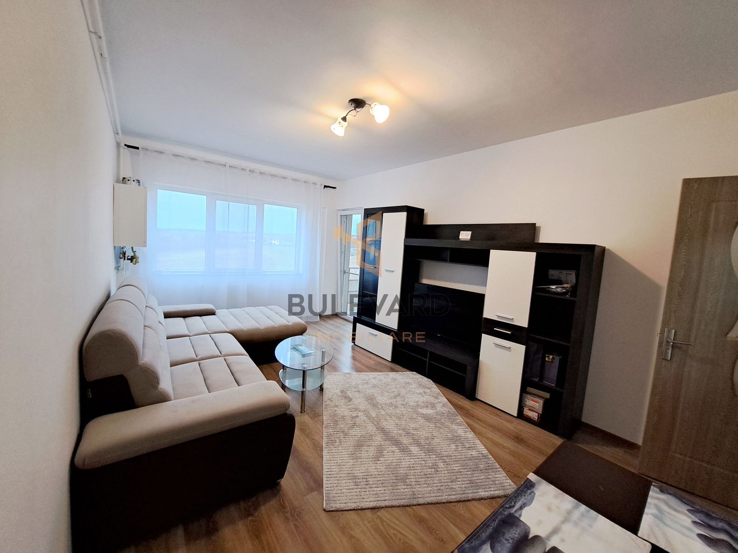 Apartament 2 camere dec. + parcare, zona Apahida, prima inchiriere! - Poză 1