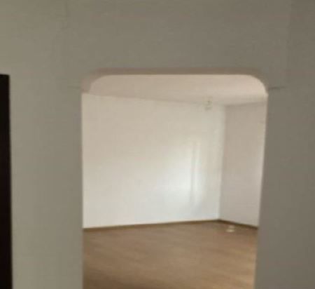 Casa Valu lui Traian - Poză 3