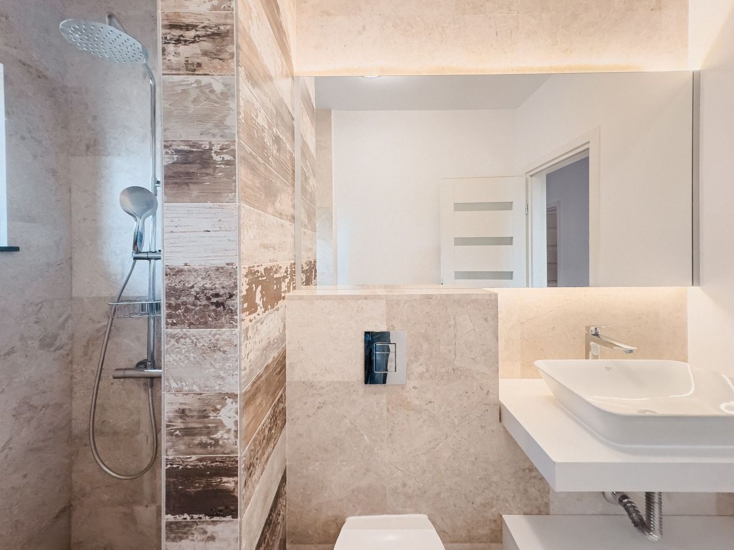 Vila moderna I Tunari - Poză 27