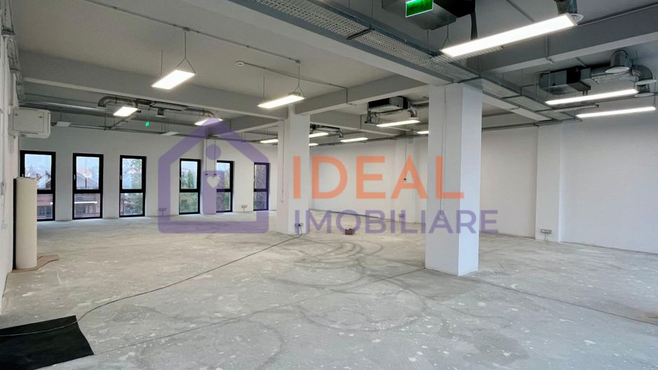 Spatiu comercial de inchiriat- 200 mpu, zona Podul Garii - Poză 2