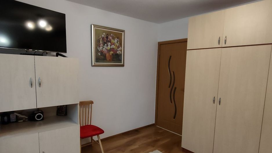 Vanzare Apartament 2 camere, parter, renovat , mobilat, utilat  - Drumul Taberei - Poză 5