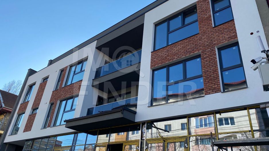 Vanzare spatiu comercial vitrina, 120 mp utili - Poză 1