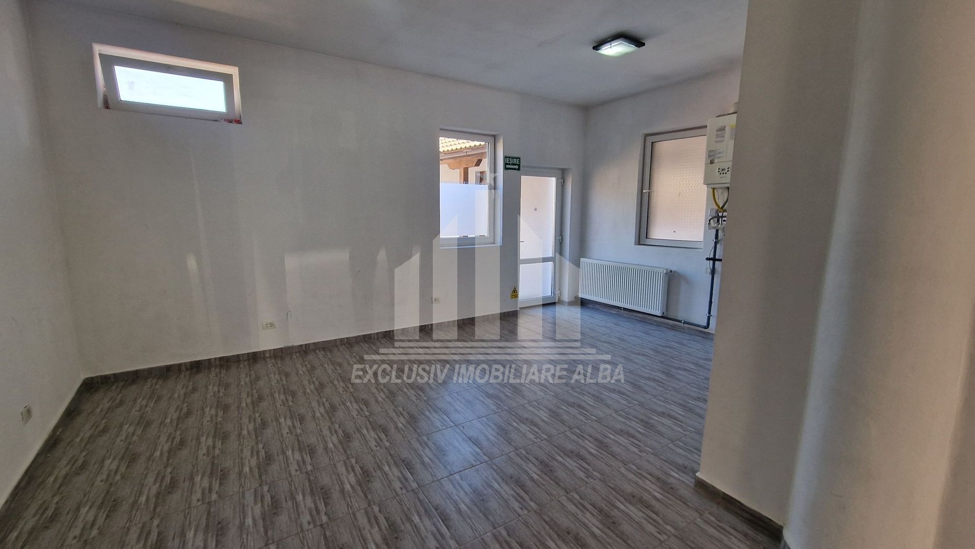 Birou, spatiu comercial lângă Tribunal - Poză 2