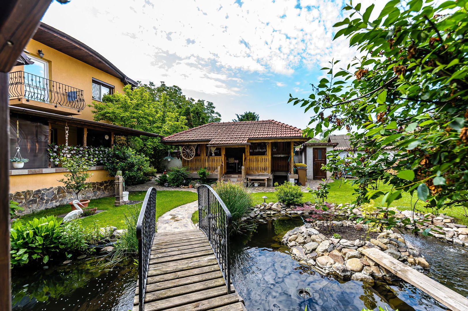 Oază de verdeață în Arad, cartier Pârneava. - Poză 5