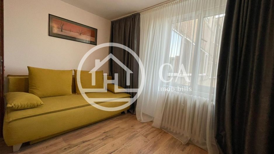 Apartament de inchiriat cu 3 camere in zona Decbal, Oradea. - Poză 1