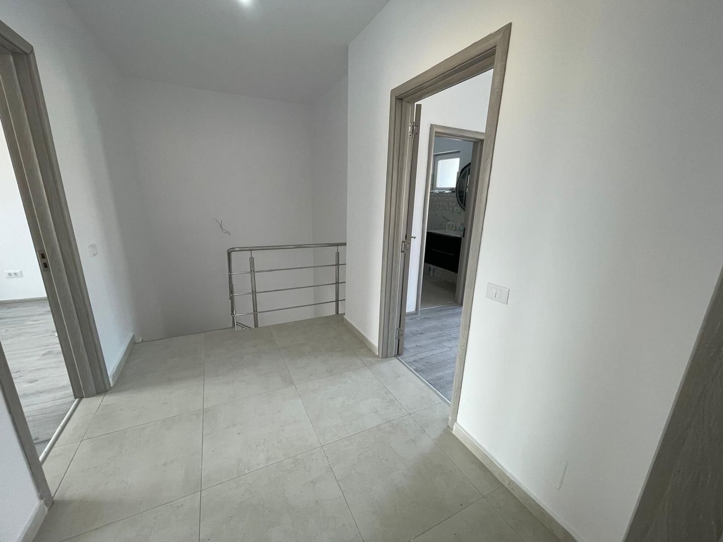 CASA TIP DUPLEX 4 CAMERE , TOATE UTILITATILE, FINALIZATA, COMISION 0% - Poză 14