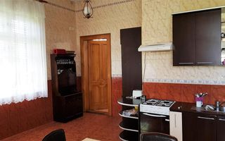 Casa de vanzare Cetate pretabila ca pensiune - Poză 9