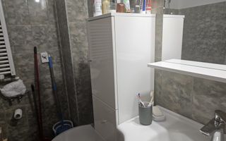 Apartament de Vânzare în Trivale - Zona Capitol - Poză 3