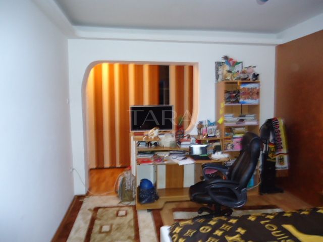 Casă / Vilă de vanzare in Floresti zona Lidl. - Poză 4