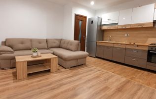Apartament cu 2 camere la casa-Str Crinului-Zona Centrala