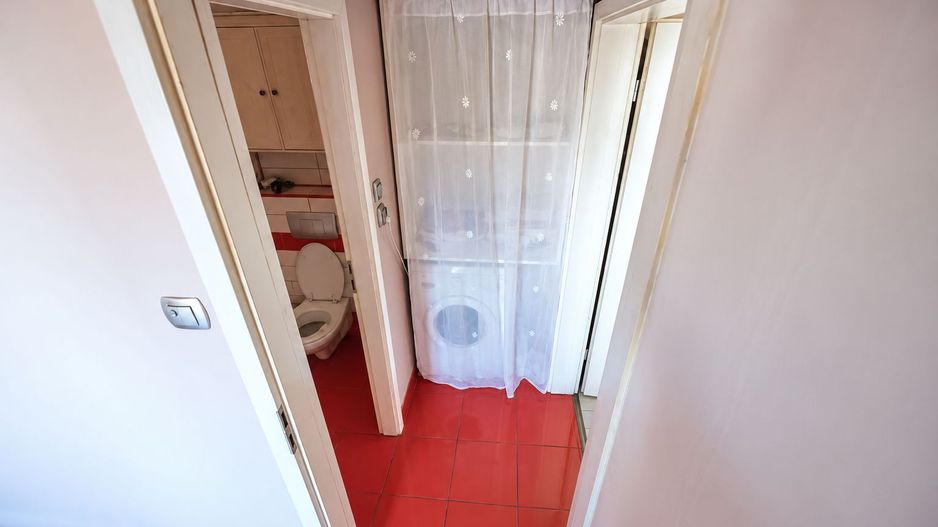 Complex Studențesc | 2 Camere | Etaj 1 | Centrală proprie | AC | Boxă - Poză 14