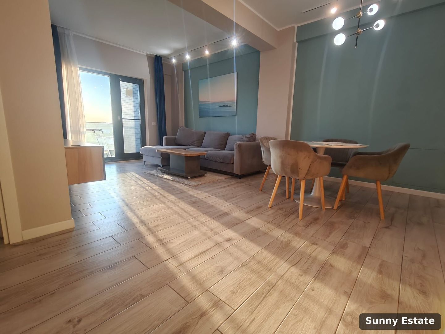 DE VÂNZARE — 3 CAMERE, B-DUL MAMAIA, DELFINARIU, VEDERE LAC - Poză 2