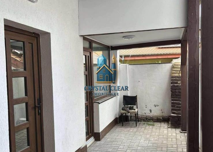 Casă pe 3 nivele, cu 13 camere-zonă centrală, str. Mihail Kogălniceanu - Poză 18