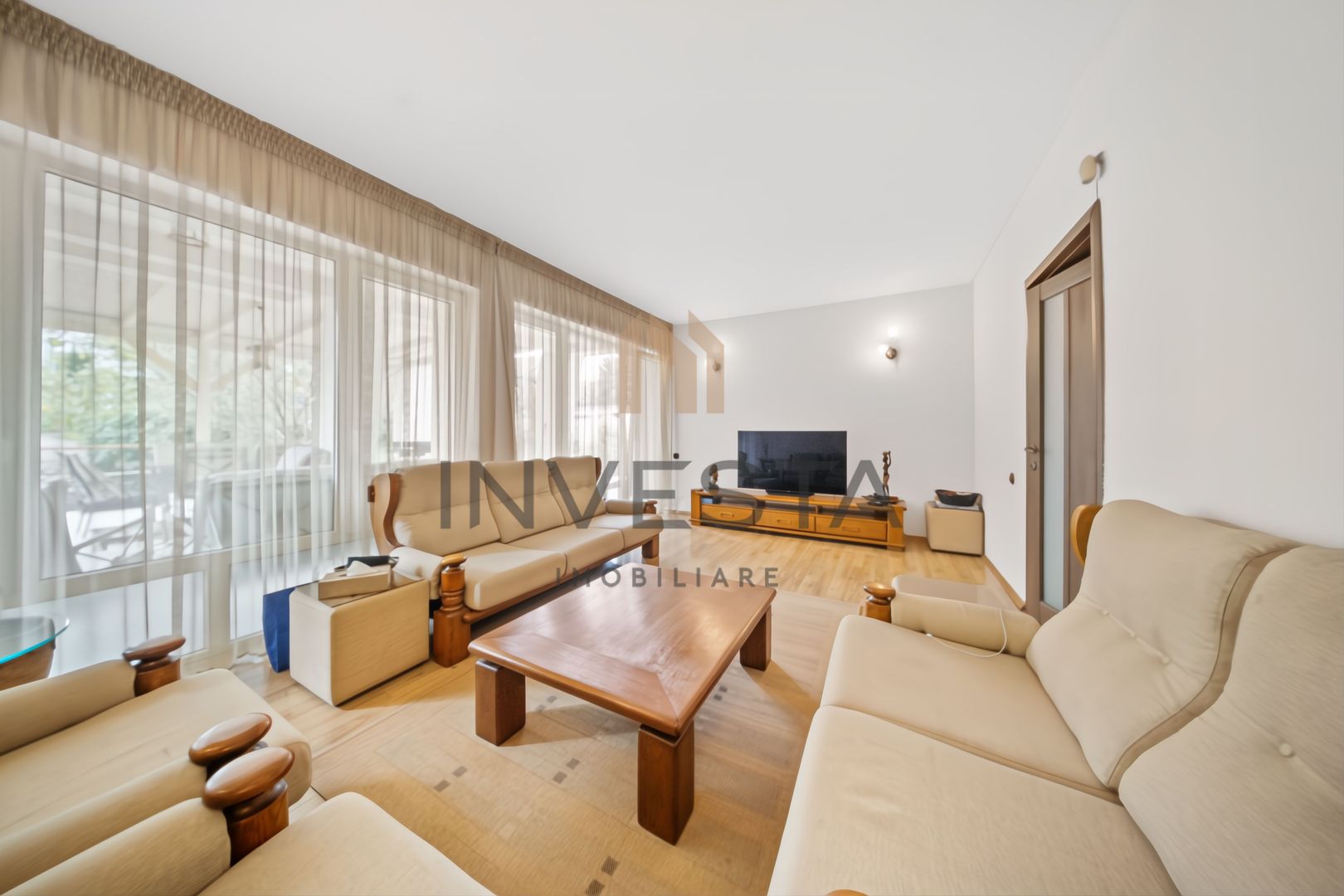 Vila ideala pentru locuința, clinica sau birouri! - Poză 7