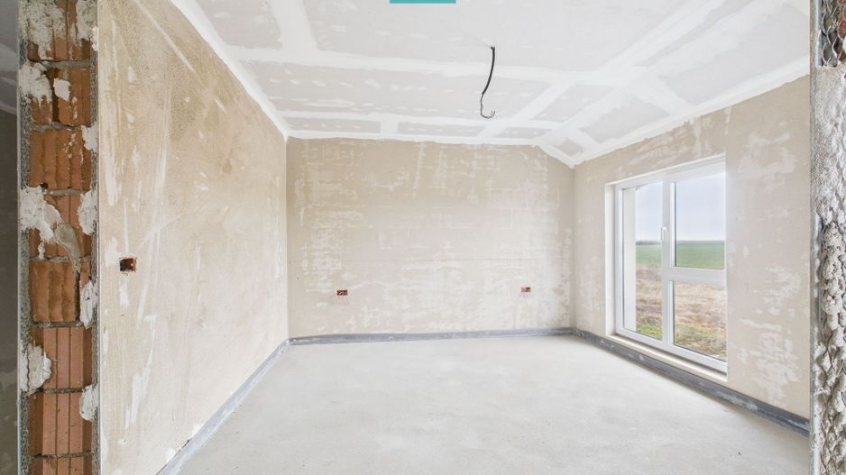 Duplex semi-finisat cu 3 camere, 3 băi în Pișchia - Poză 11