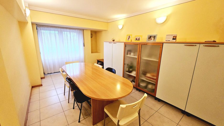 De vanzare Apartament 4 camere ULTRACENTRAL Piata Unirii, Bucuresti - Poză 12
