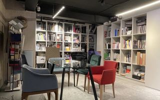 Duplex 3 camere amenajat birou/showroom, cu parcare inclusa - Poză 1