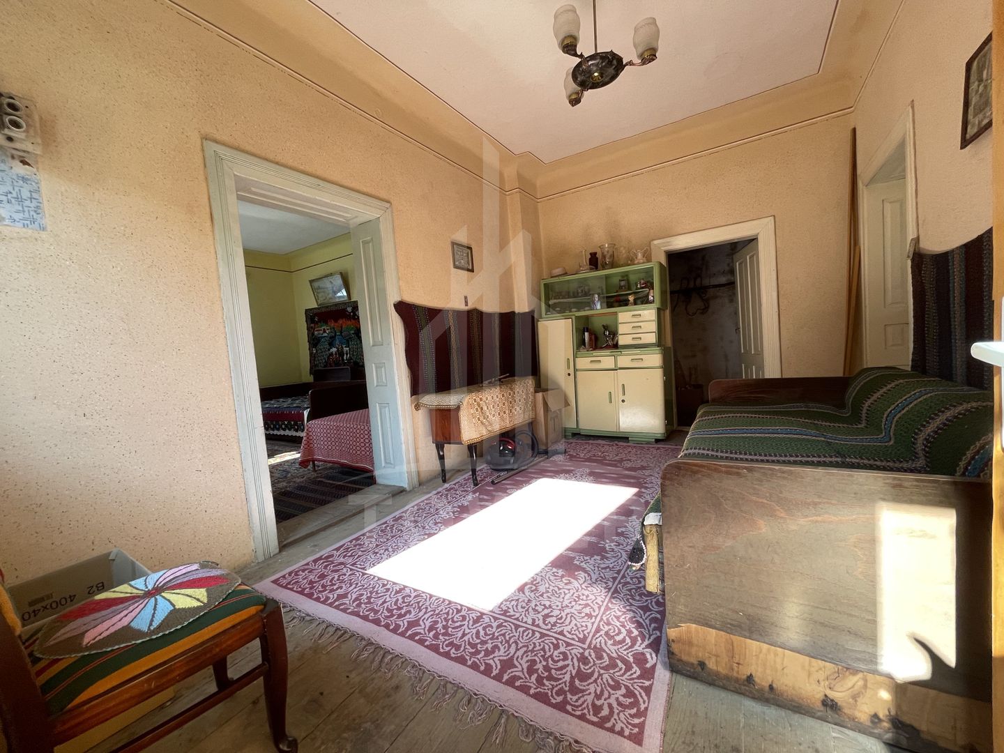 Casă individuală | 2 corpuri | Șură și anexe | teren 1460 mp – Porumbacu De Jos - Poză 9