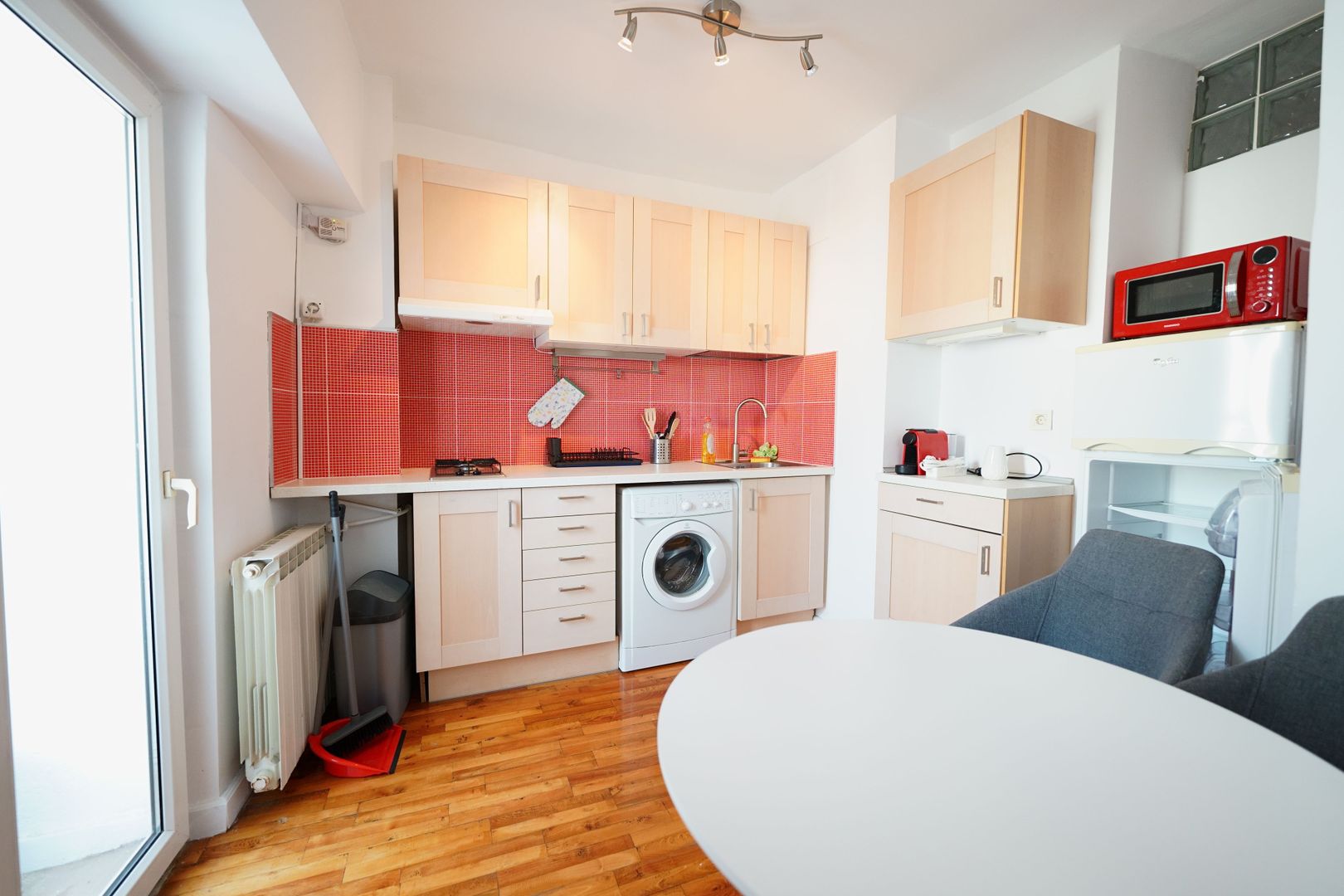 Garsoniera, Natiunile Unite, Unirii, Tribunal, Casa Poporului, Splai - Poză 5