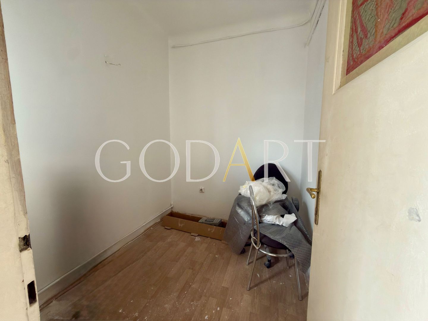 APARTAMENT 4 CAMERE | RENOVAT | BOXA | CURTE COMUNA - Poză 12