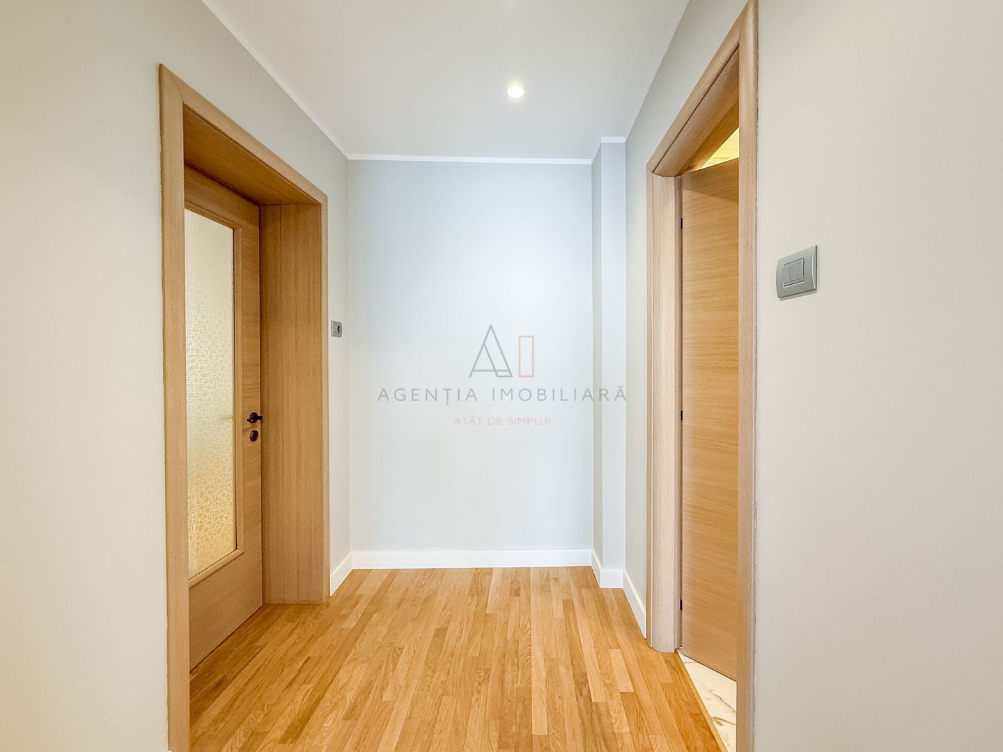 3 camere zona Capitale - Poză 10