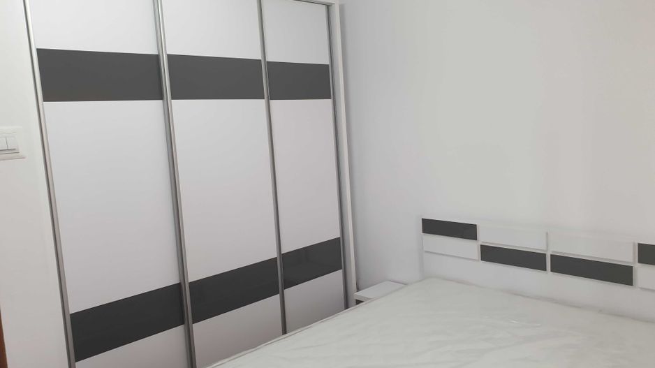 Apartament 2 camere ultracentral, mobilat modern, balcon închis - Poză 3