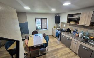 Apartament 4 camere  Complex Studentesc - Poză 3