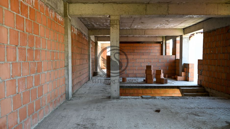 Casa la rosu de vanzare I Moderna I Zona Centrala - Ploiesti - Poză 12